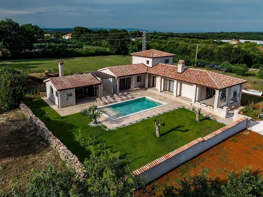 Villa Lere By Istrialux Sisan